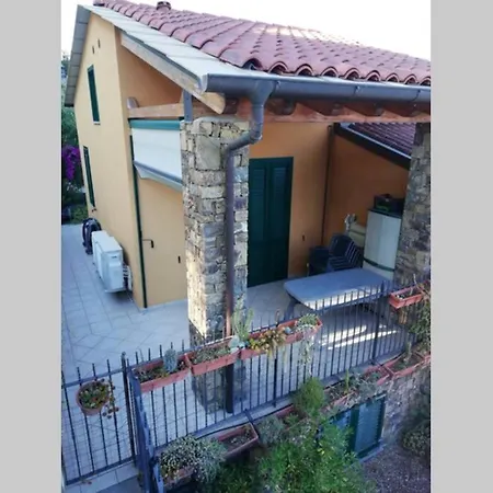 Casa Mary Villa Santo Stefano al Mare Exterior photo